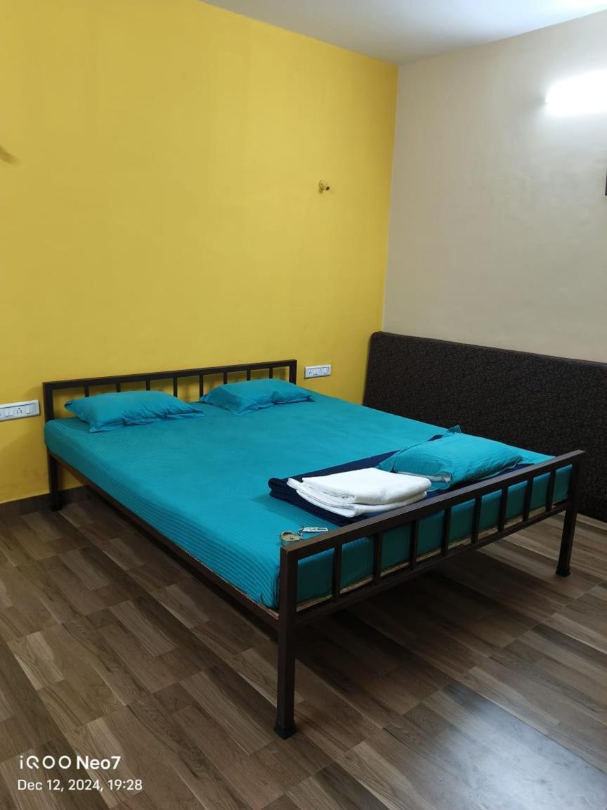 The Lighthouse Beach Resort Dāpoli Extérieur photo